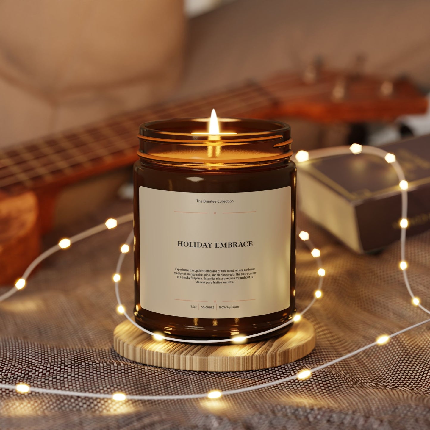 Holiday Embrace Scented Soy Candle – Cozy Aromatherapy Gift, Relaxing Home Decor, Eco-Friendly Seasonal Candle