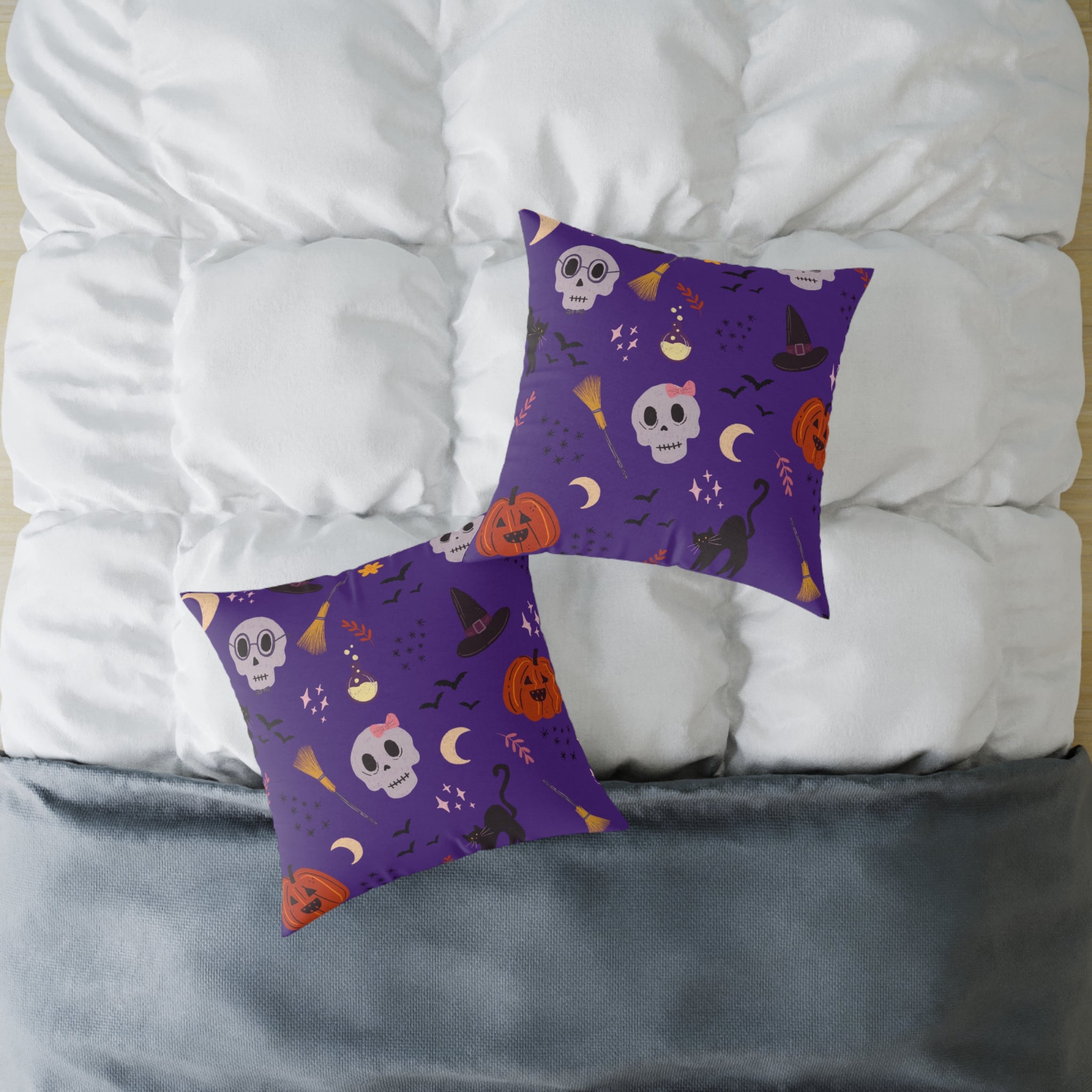 Halloween Throw Pillow – Spooky Skull & Pumpkin Decor, Festive Fall Cushion